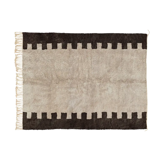 ASARU ivory Beni Mrirt rug with dark brown stepped borders, hand-knotted in M’rirt from Moroccan wool